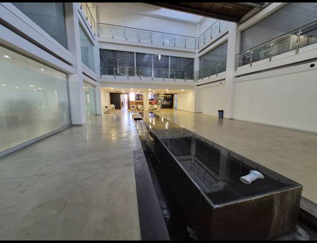 799M² OFFICE TO LET IN RIVONIA